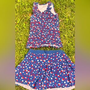 Adorable girl’s heart skirts and matching tank. Great for summer and school